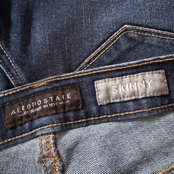 Aeropostale Skinny Jeans Dark Wash Size 4 Regular EUC - Picture 7 of 7